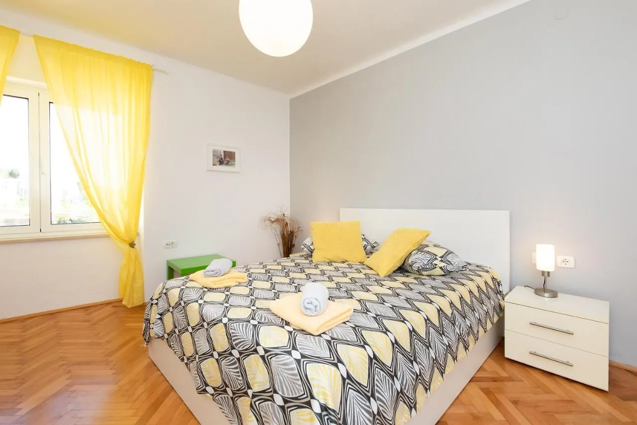 Apartment Portapisana Just 50M From The Beach Krk Town