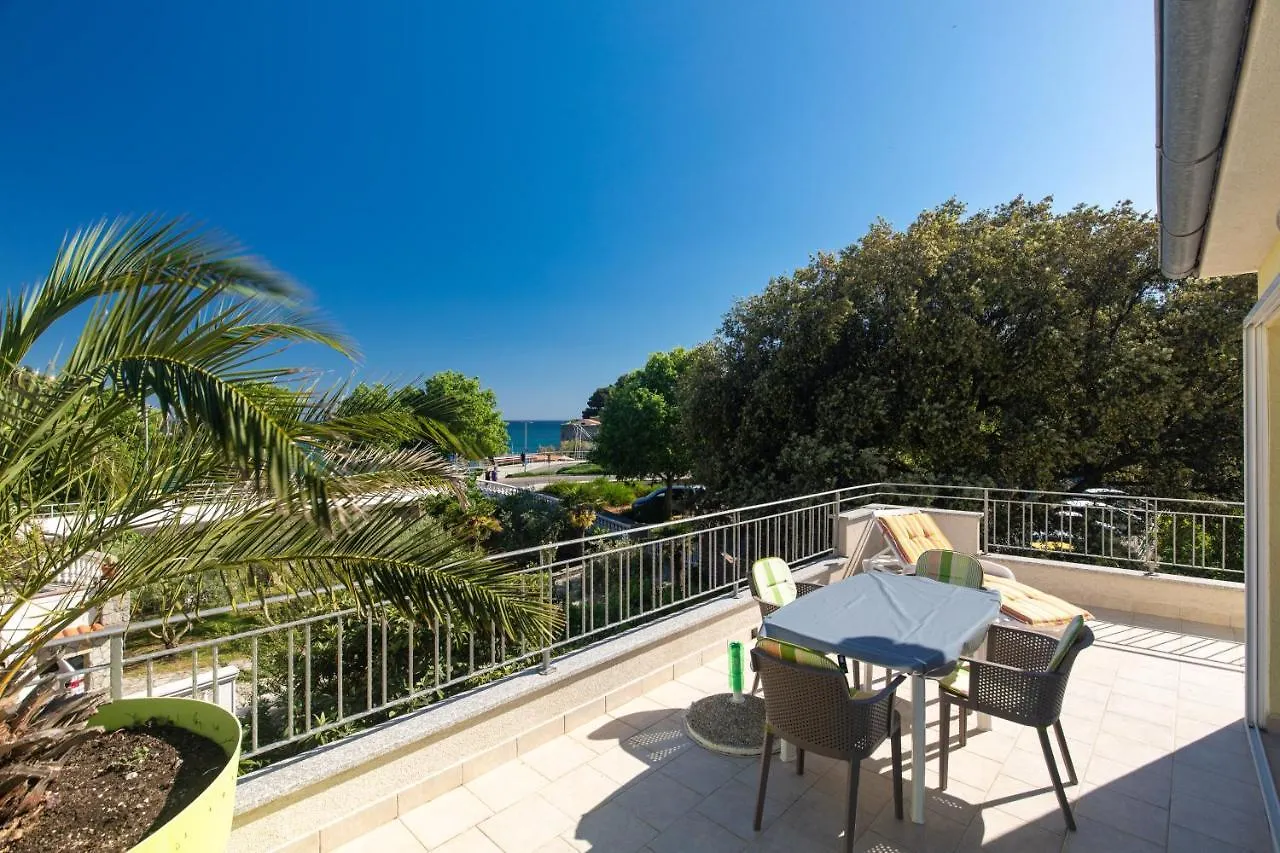 Apartment Portapisana Just 50M From The Beach Krk Town