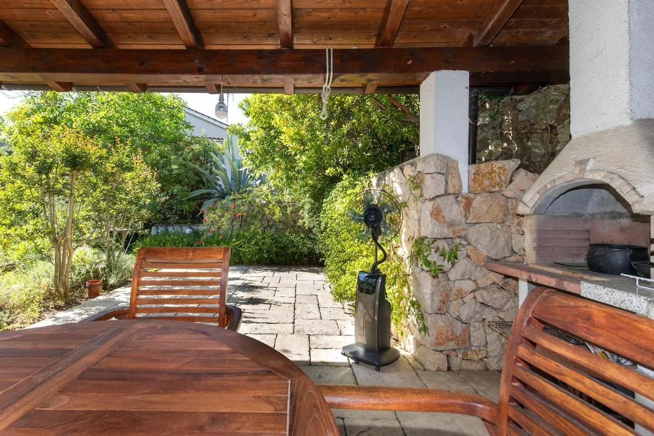 Apartment Portapisana Just 50M From The Beach Krk Town Κροατία