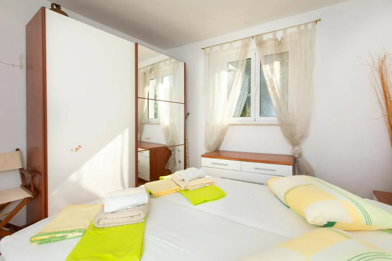 Apartment Portapisana Just 50M From The Beach Krk Town Κροατία
