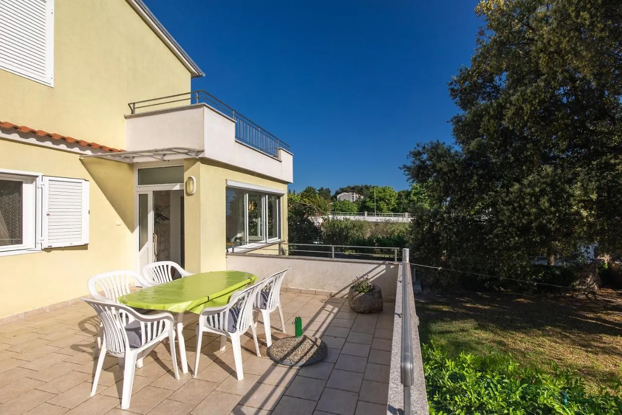 Apartment Portapisana Just 50M From The Beach Krk Town