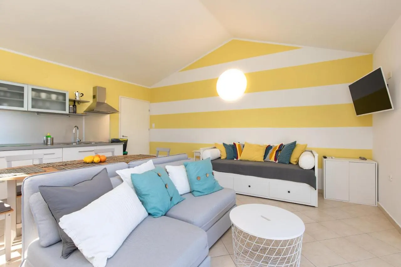 Apartment Portapisana Just 50M From The Beach Krk Town